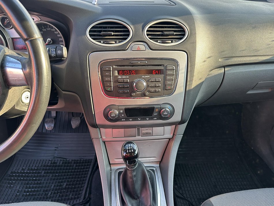 Ford Focus 1.6i 