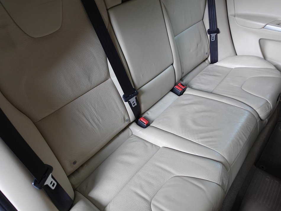 Volvo XC60 2.4D  4x4