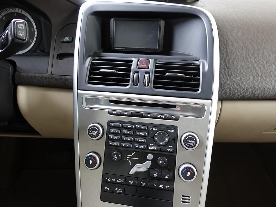 Volvo XC60 2.4D  4x4