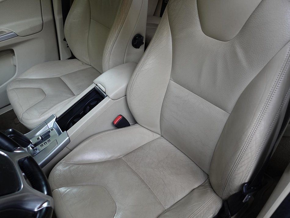 Volvo XC60 2.4D  4x4