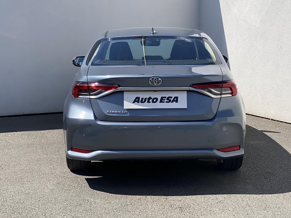 Toyota Corolla 1.5 VVT-i Comfort