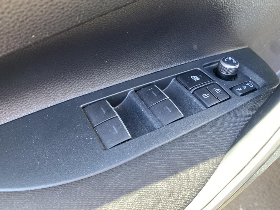 Toyota Corolla 1.5 VVT-i Comfort