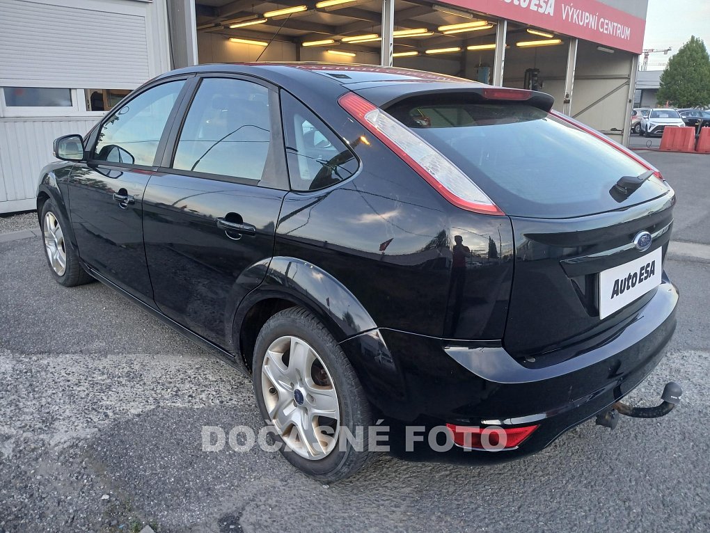 Ford Focus 1.6i 