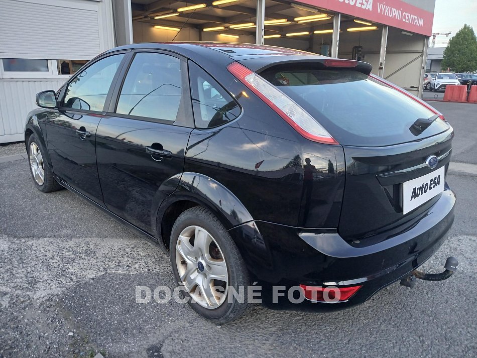 Ford Focus 1.6i 