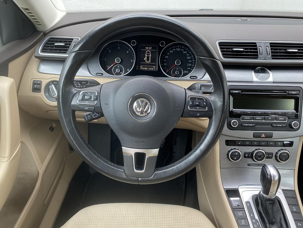 Volkswagen Passat 2.0 TDi 