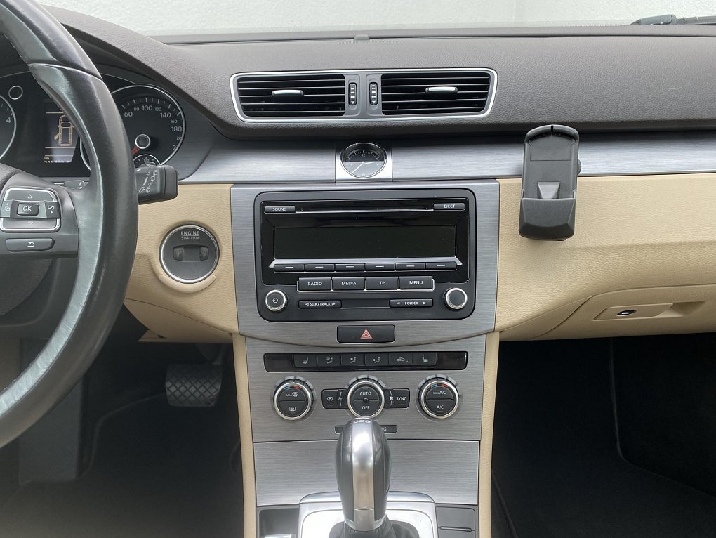 Volkswagen Passat 2.0 TDi 