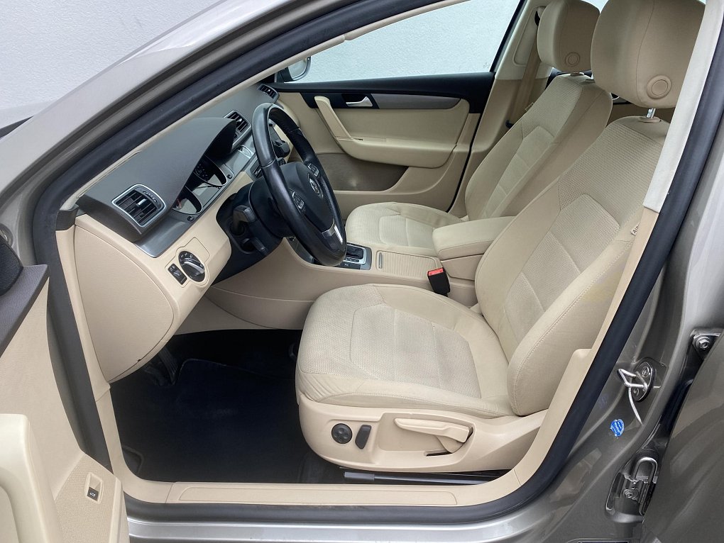 Volkswagen Passat 2.0 TDi 