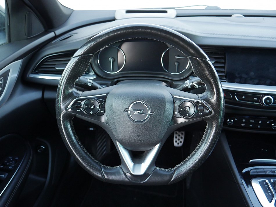 Opel Insignia 2.0 CDTI 