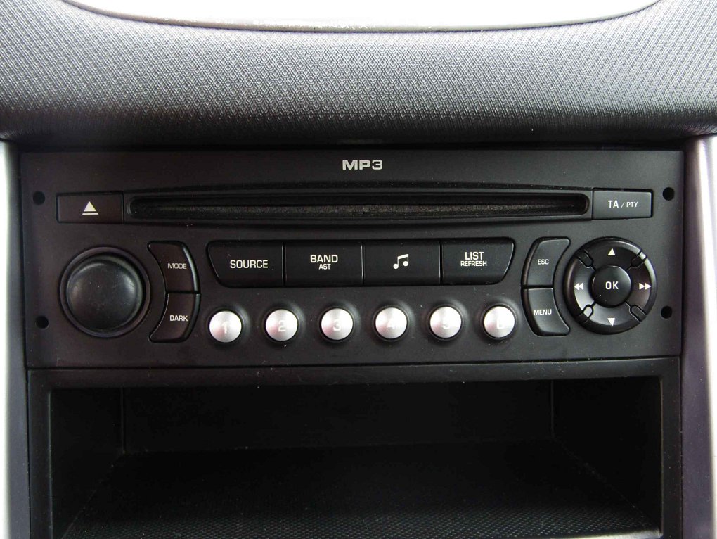 Peugeot 207 1.6i 