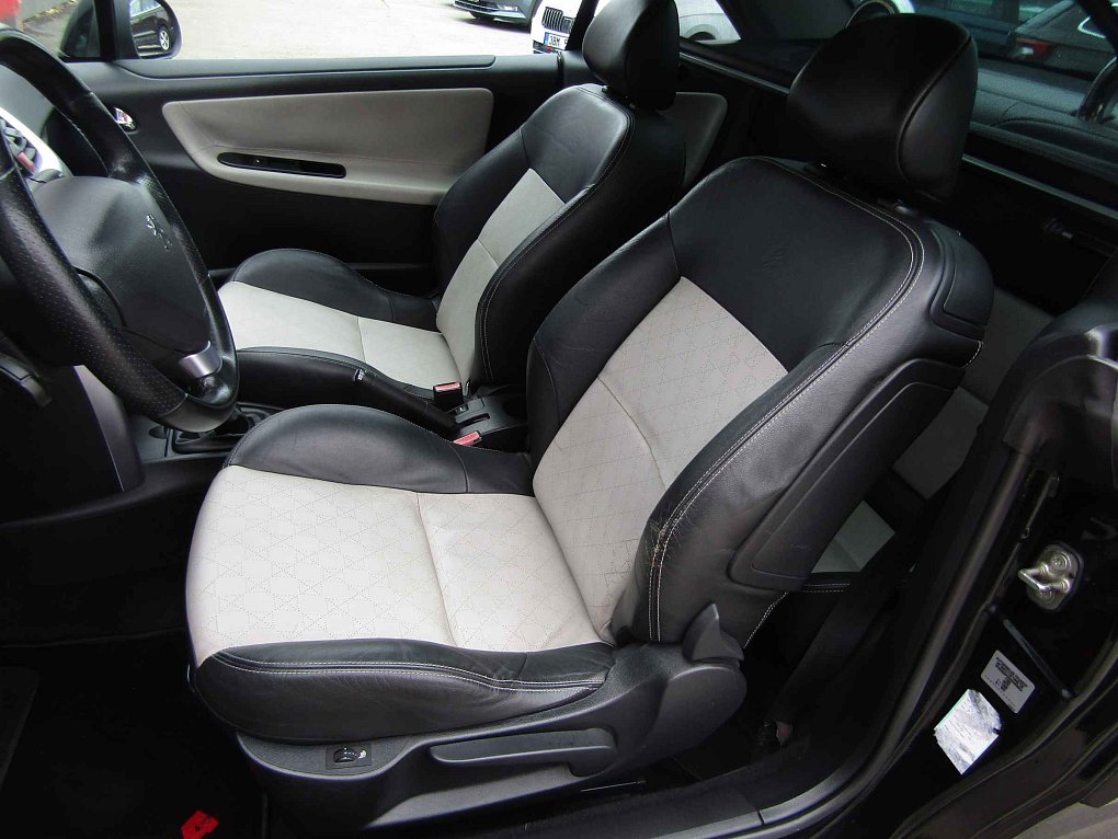 Peugeot 207 1.6i 