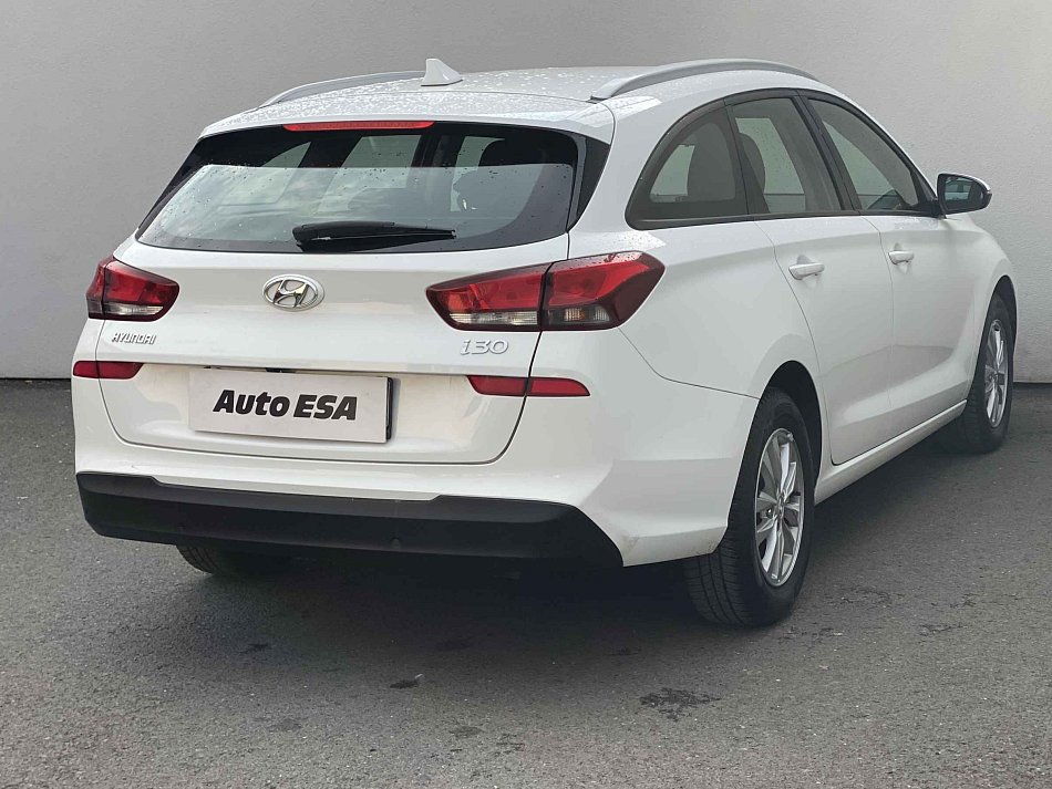 Hyundai I30 1.4 T-GDi Trikolor