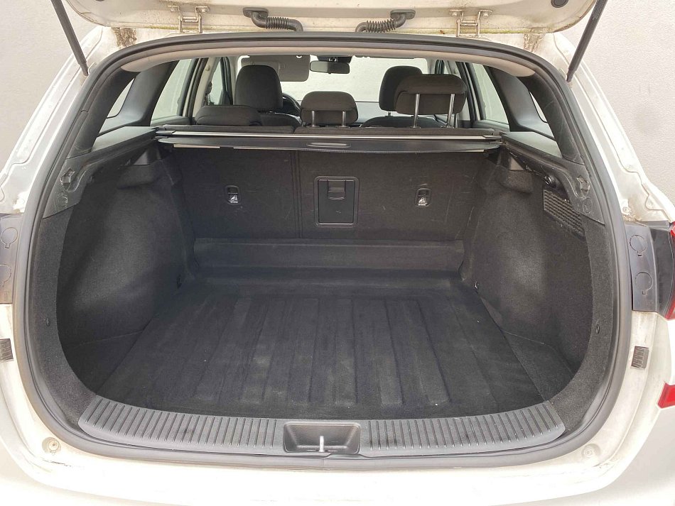 Hyundai I30 1.4 T-GDi Trikolor