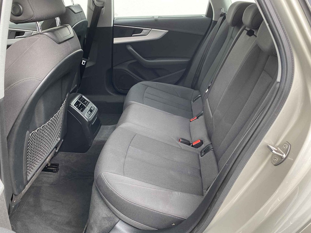 Audi A4 2.0 TDi 