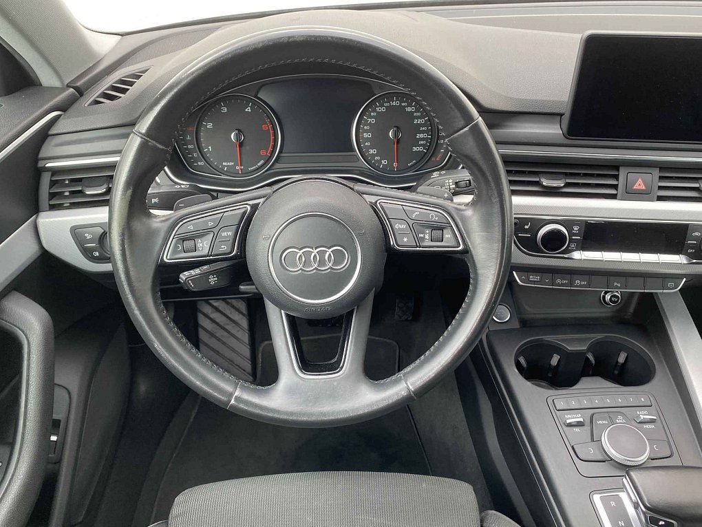 Audi A4 2.0 TDi 