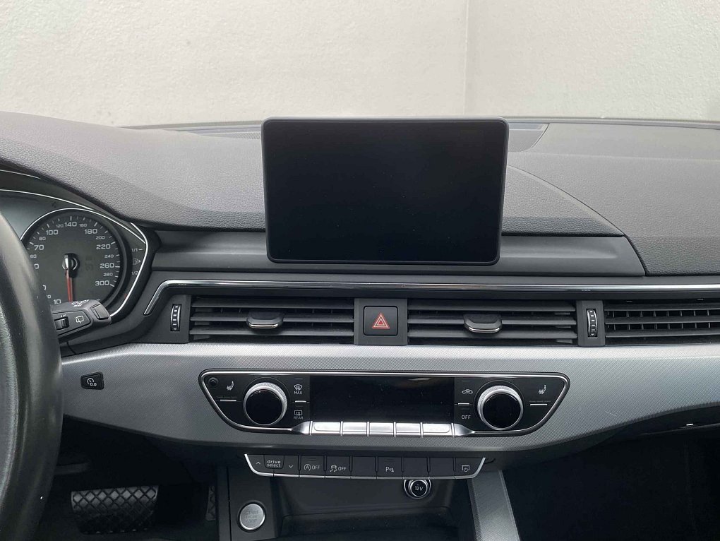 Audi A4 2.0 TDi 