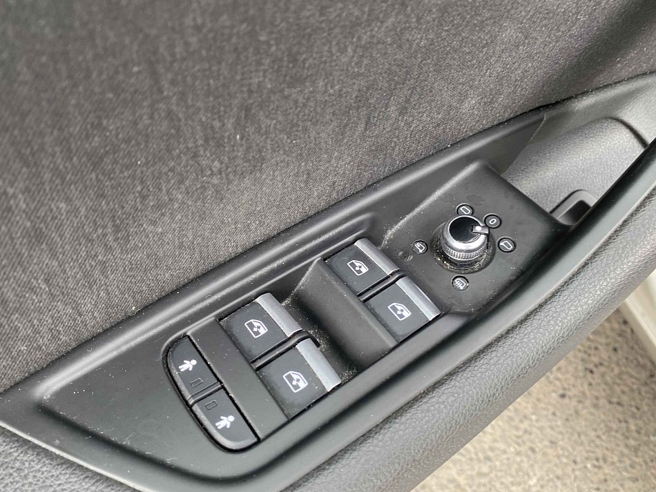 Audi A4 2.0 TDi 