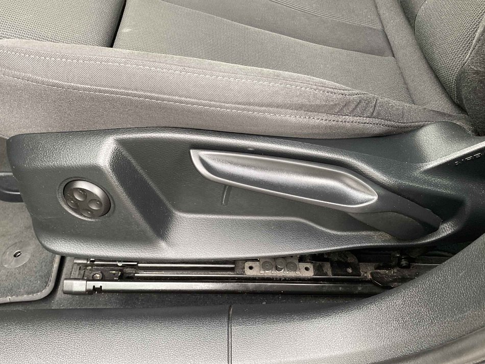 Audi A4 2.0 TDi 