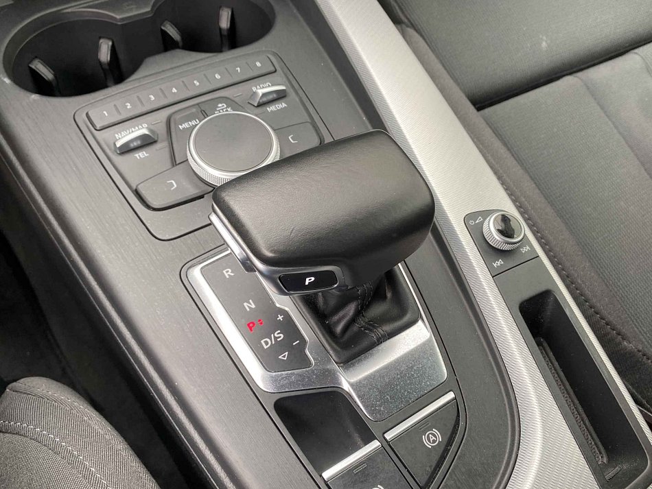 Audi A4 2.0 TDi 