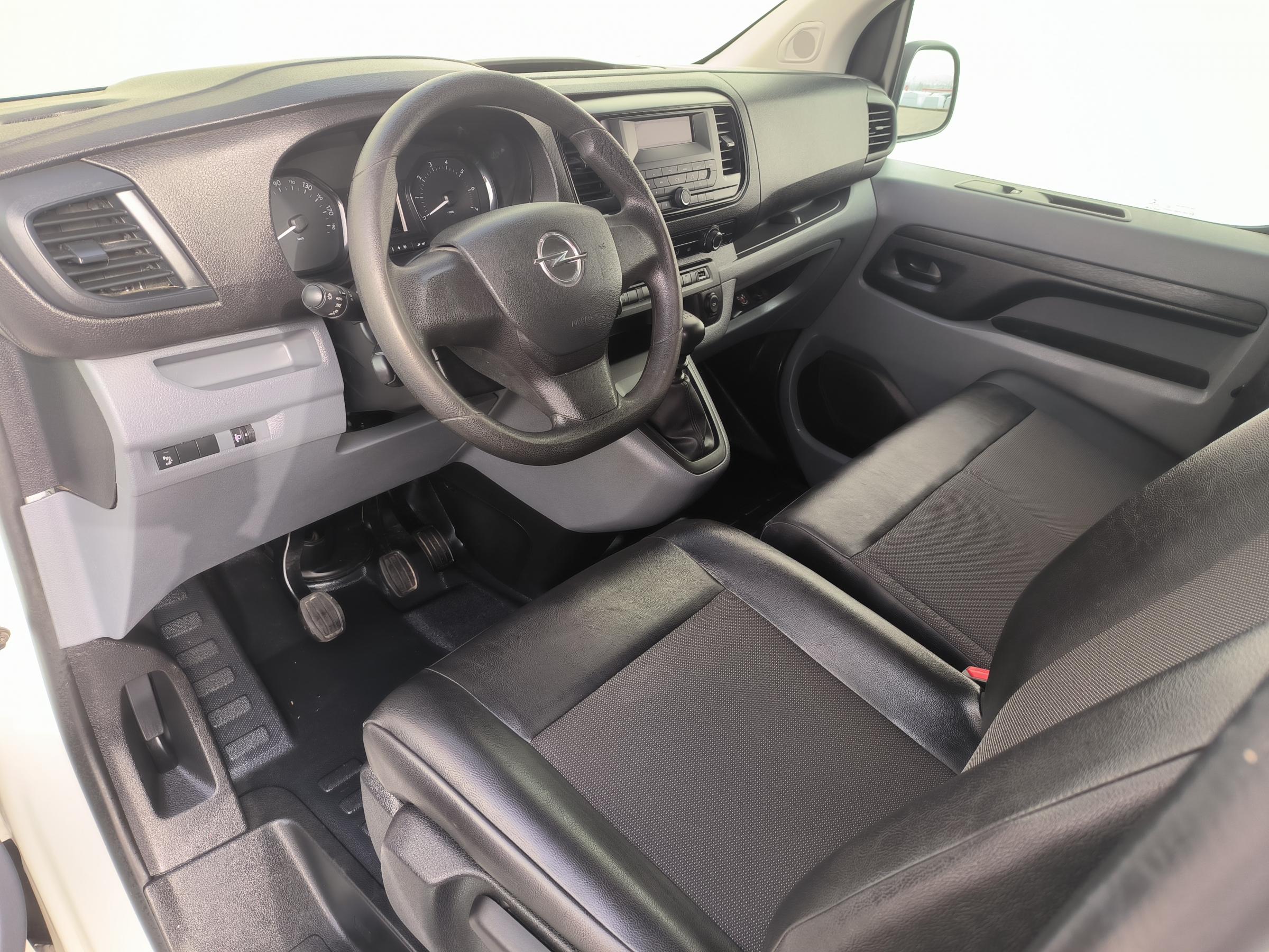 Opel Vivaro, 2021 - pohled č. 10