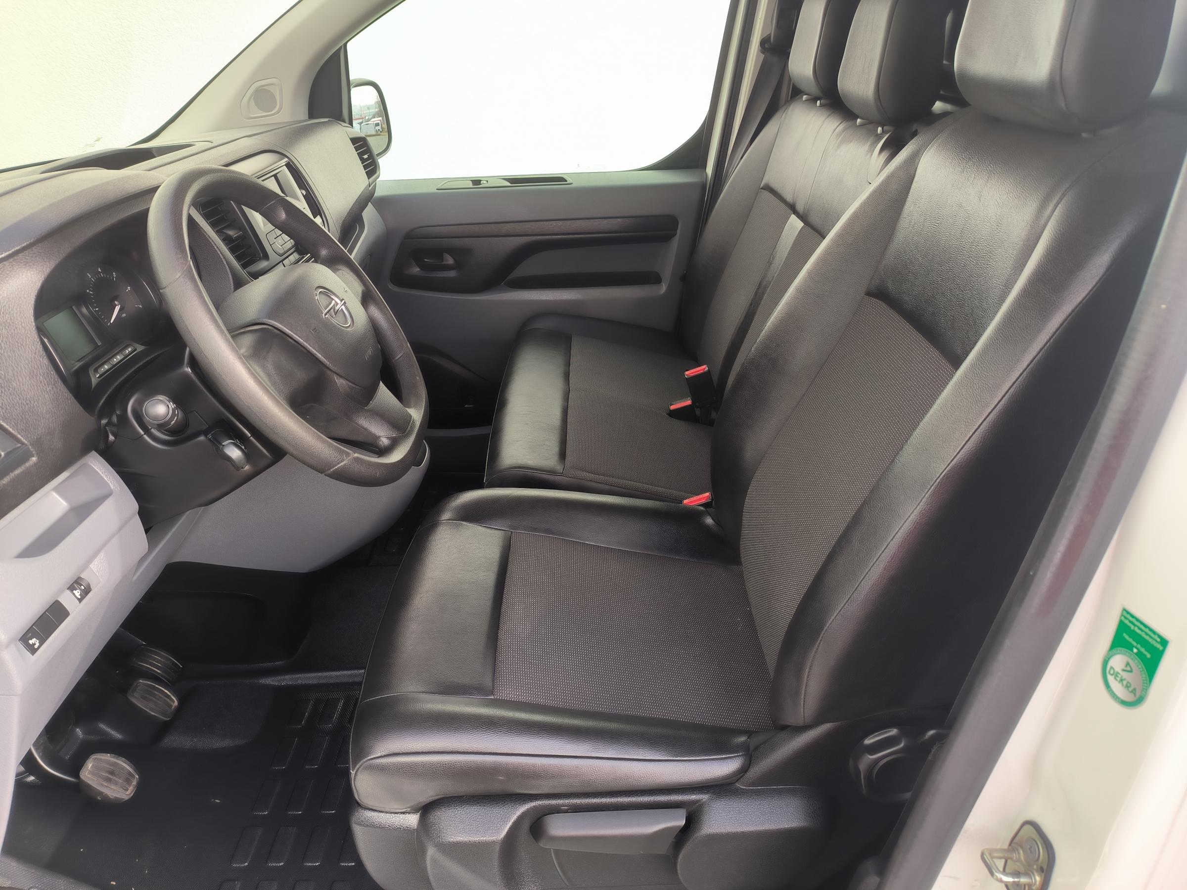 Opel Vivaro, 2021 - pohled č. 20