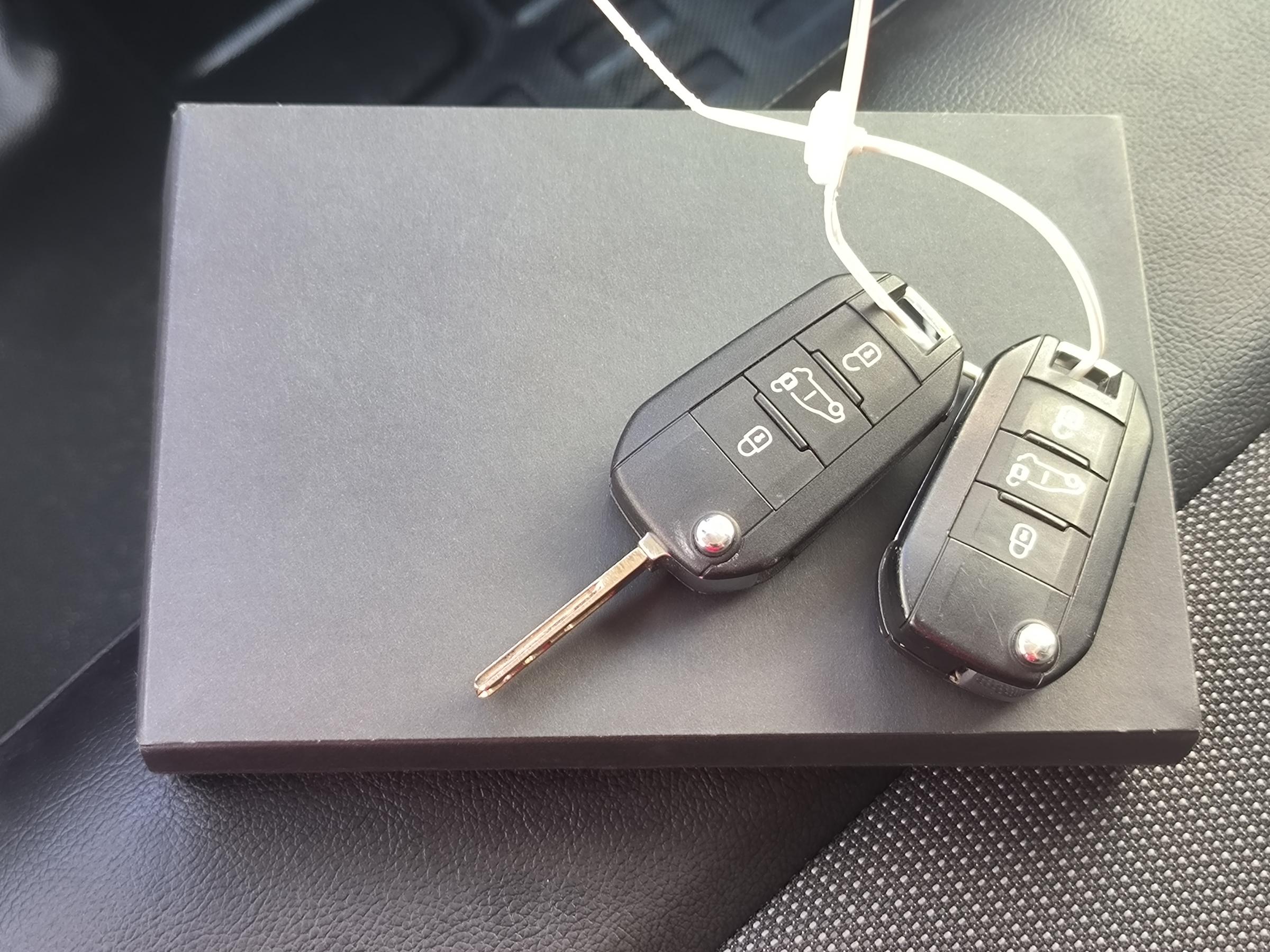 Opel Vivaro, 2021 - pohled č. 22