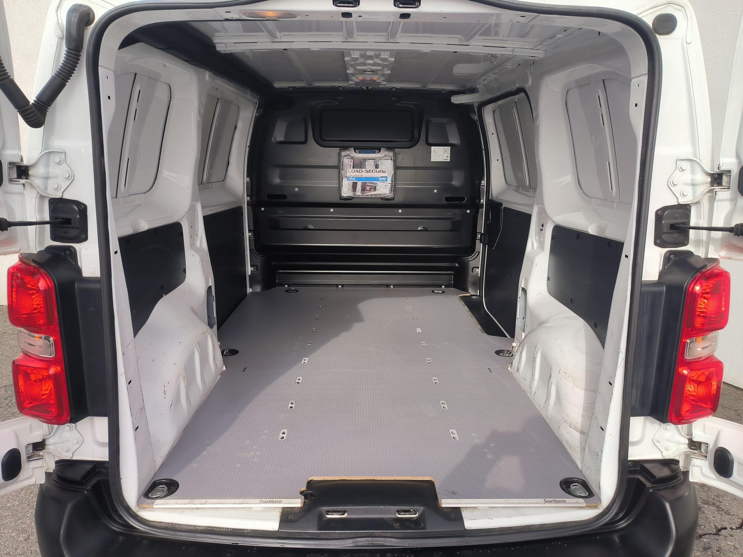 Opel Vivaro, 2021 - pohled č. 7