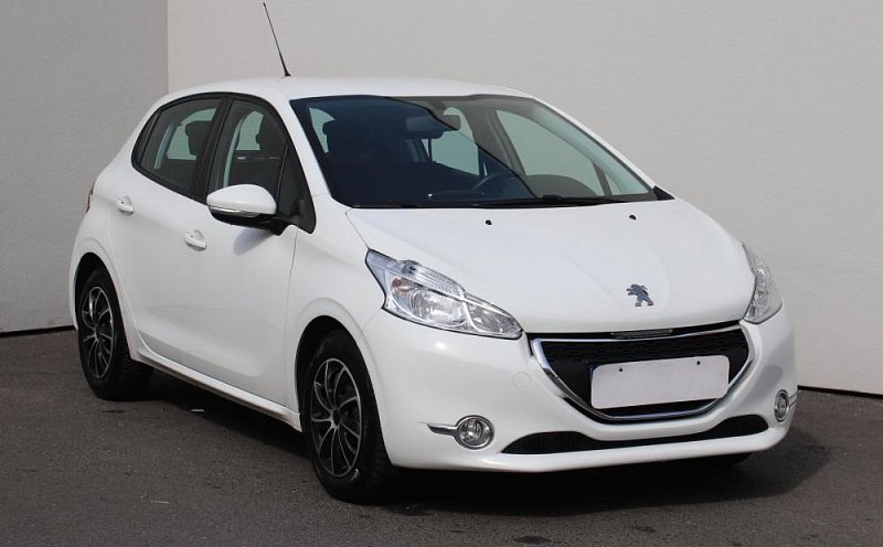 Peugeot 208 1.2 VTi 