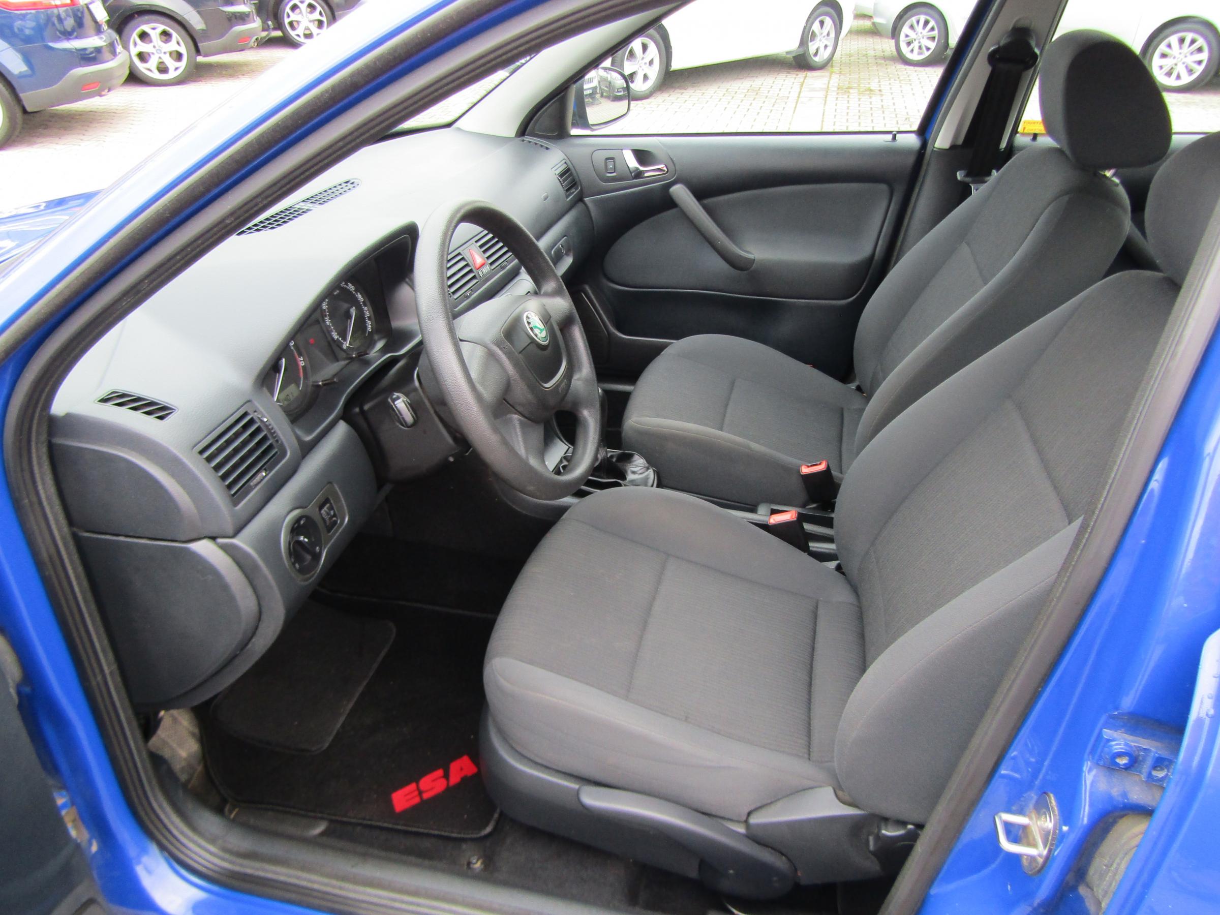 Škoda Octavia, 2010 - pohled č. 11