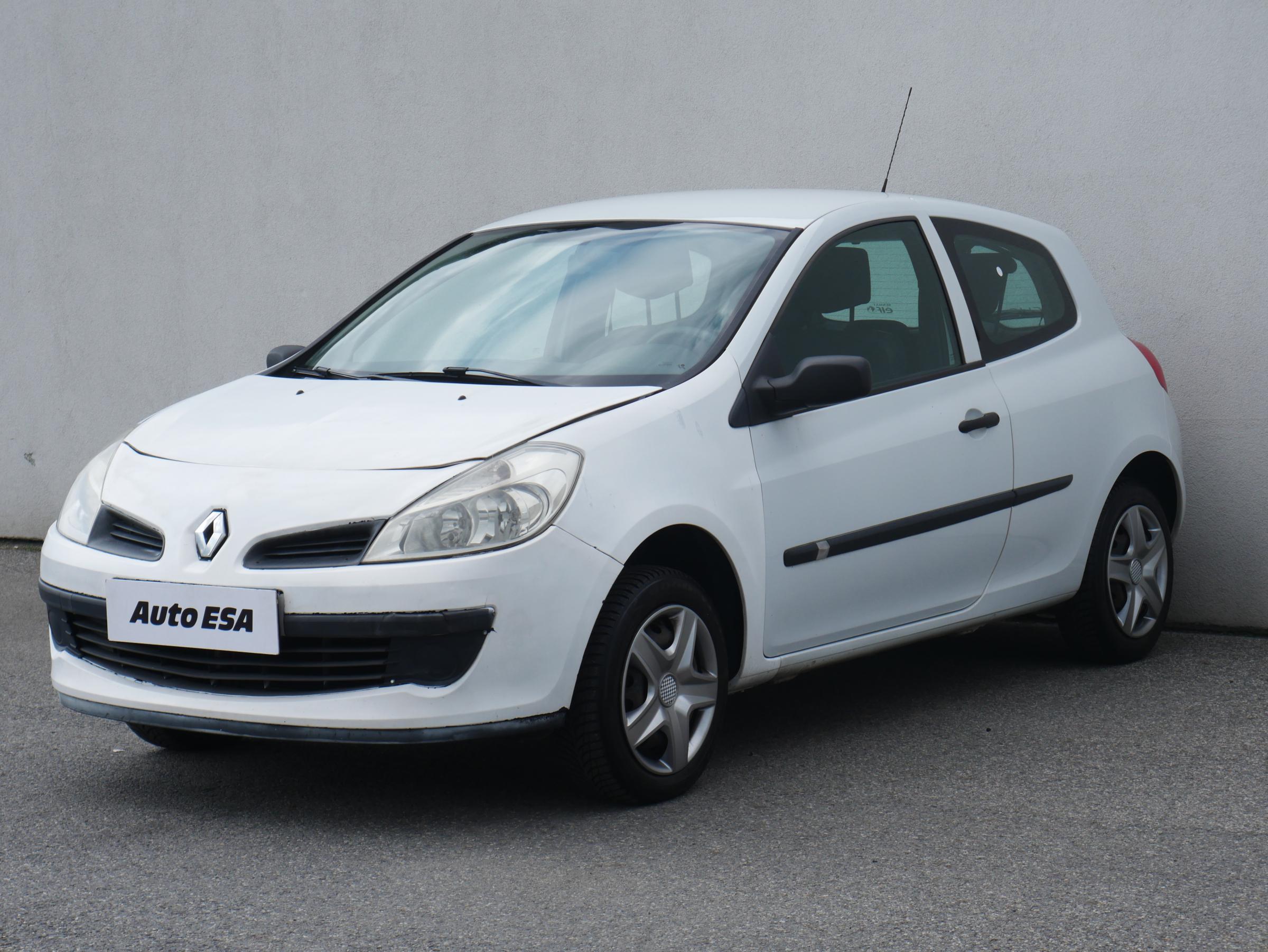 Renault Clio, 2006 - pohled č. 3