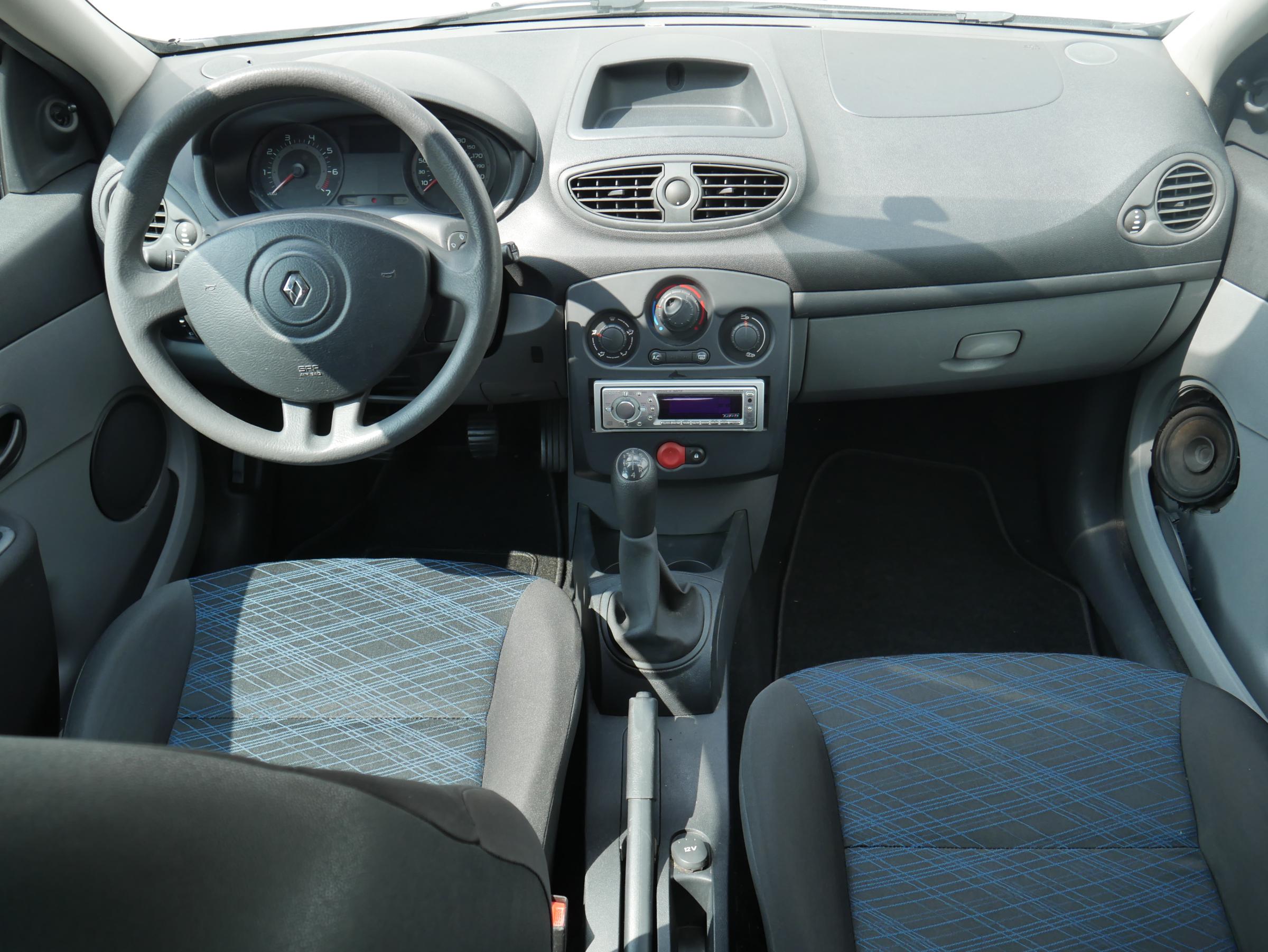 Renault Clio, 2006 - pohled č. 8