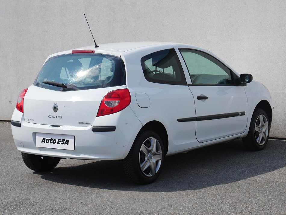 Renault Clio 1.2 i 