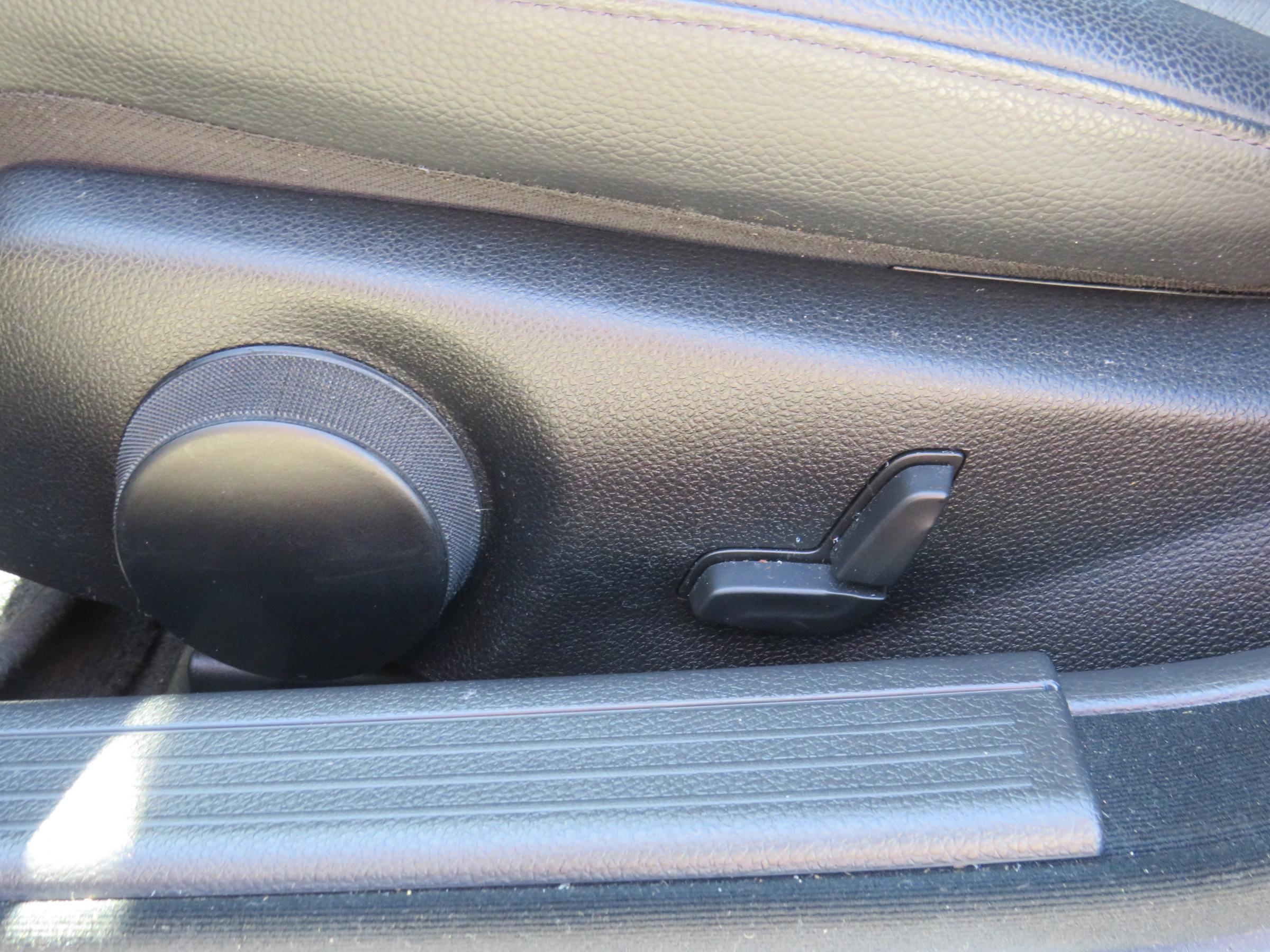 Mercedes-Benz Třída C, 2010 - pohled č. 15