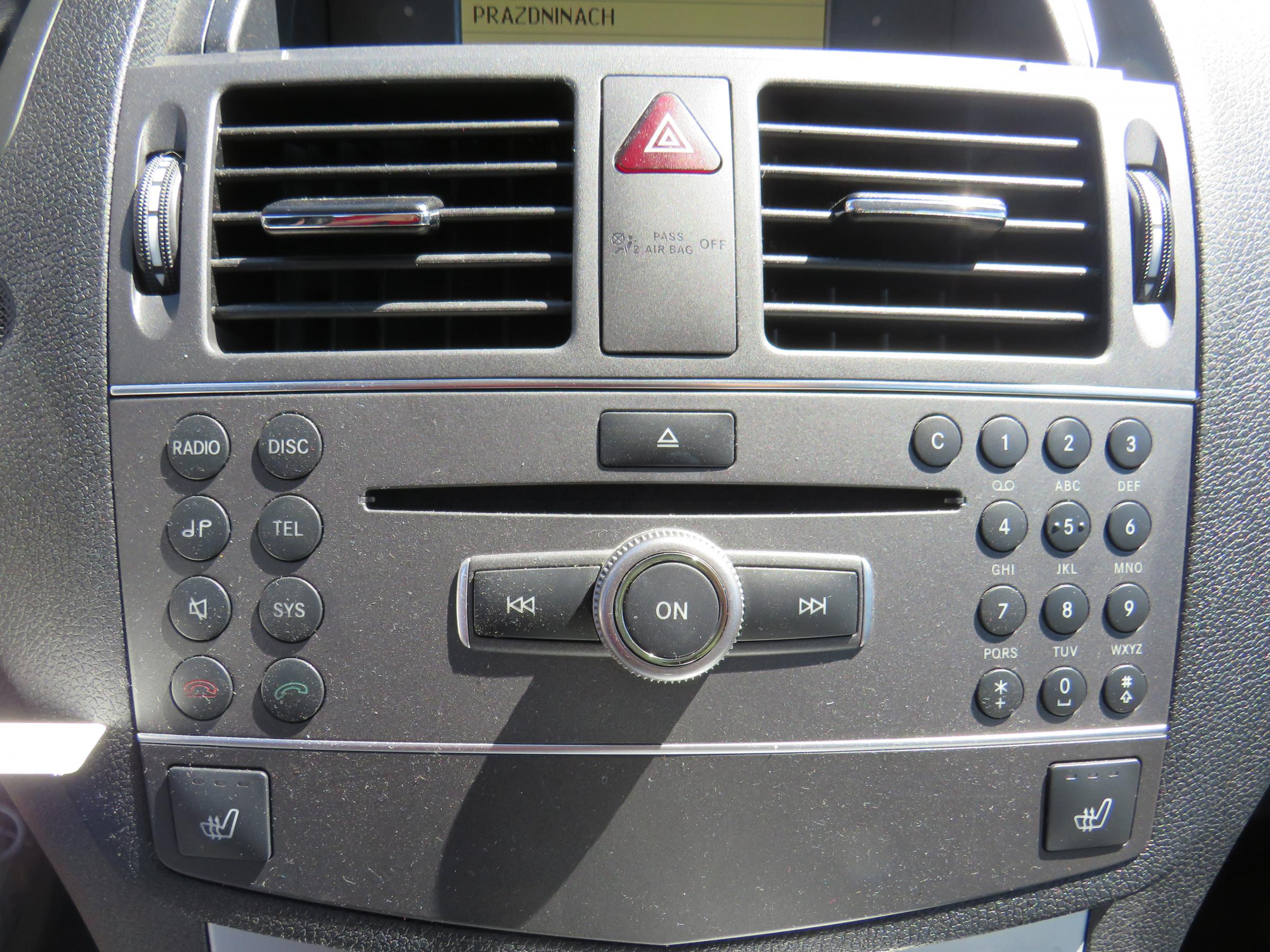 Mercedes-Benz Třída C, 2010 - pohled č. 18