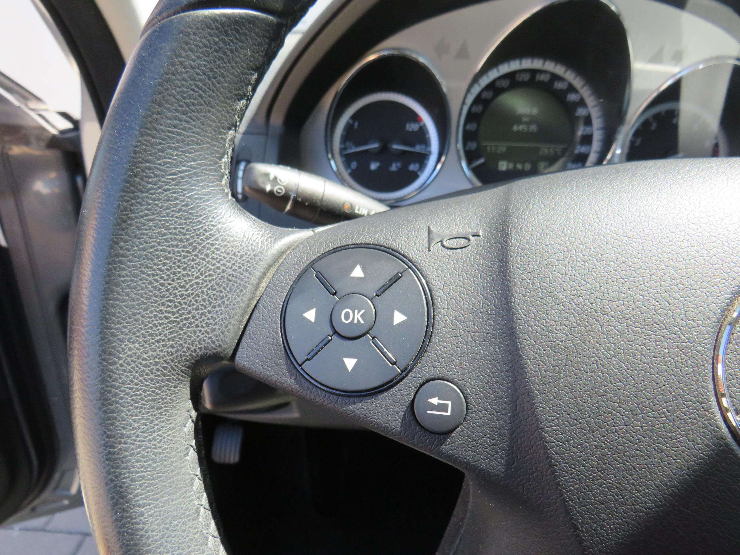 Mercedes-Benz Třída C, 2010 - pohled č. 21