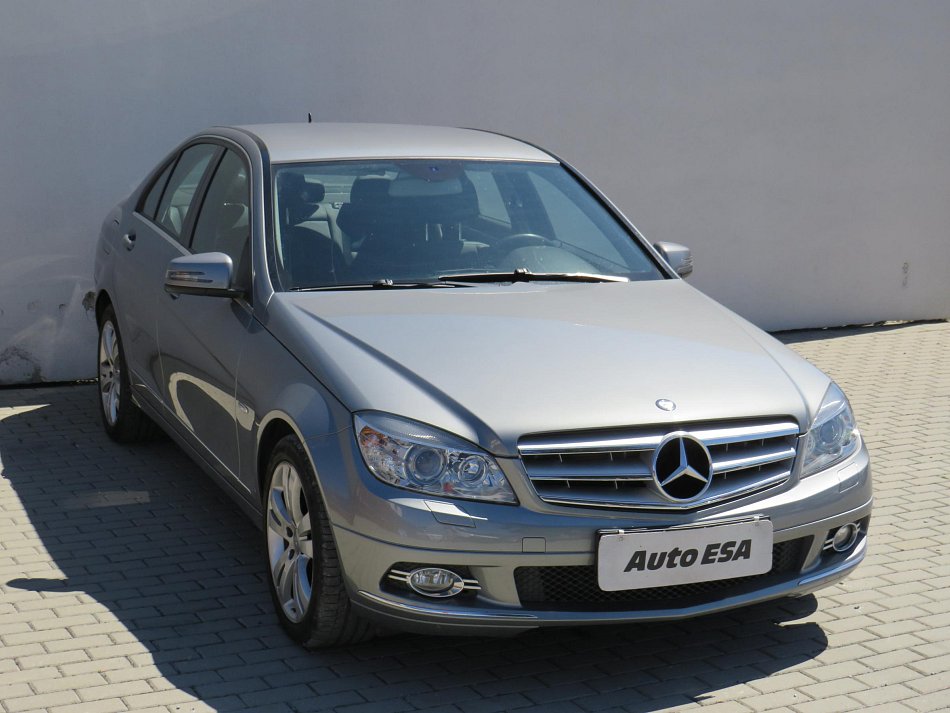 Mercedes-Benz Třída C 1.8CGi  C 180
