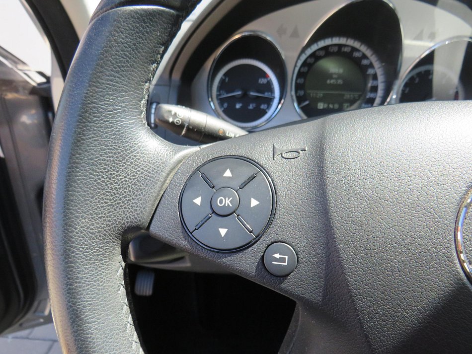 Mercedes-Benz Třída C 1.8CGi  C 180