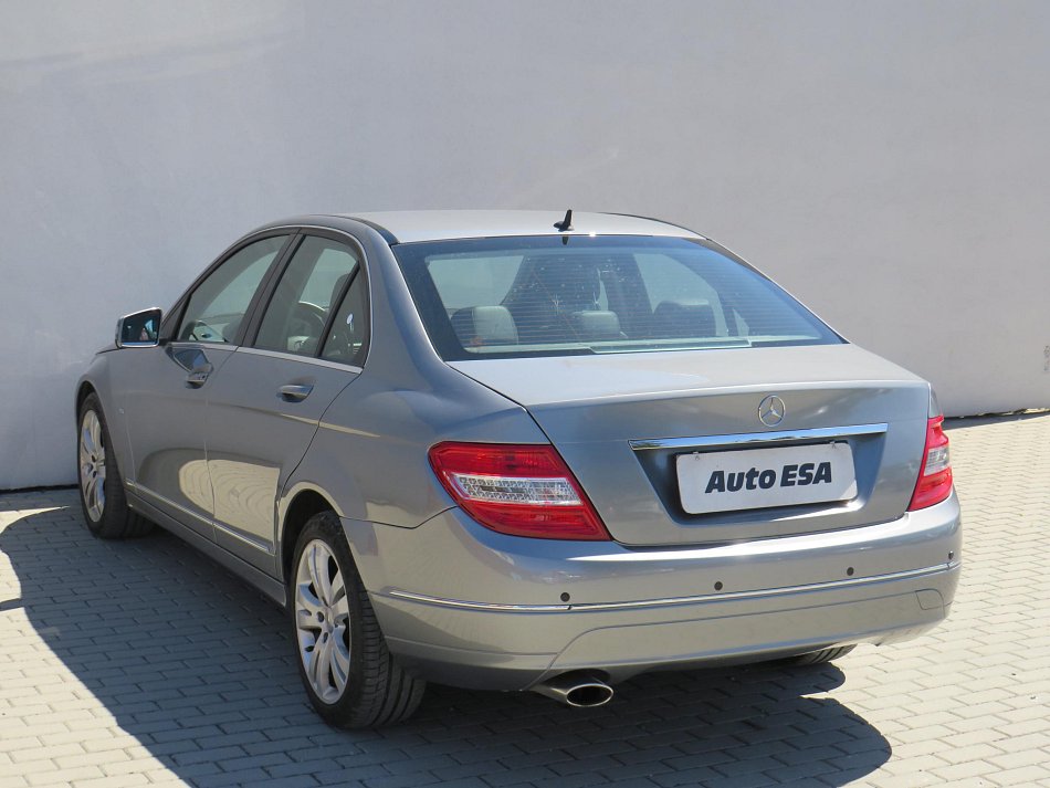 Mercedes-Benz Třída C 1.8CGi  C 180