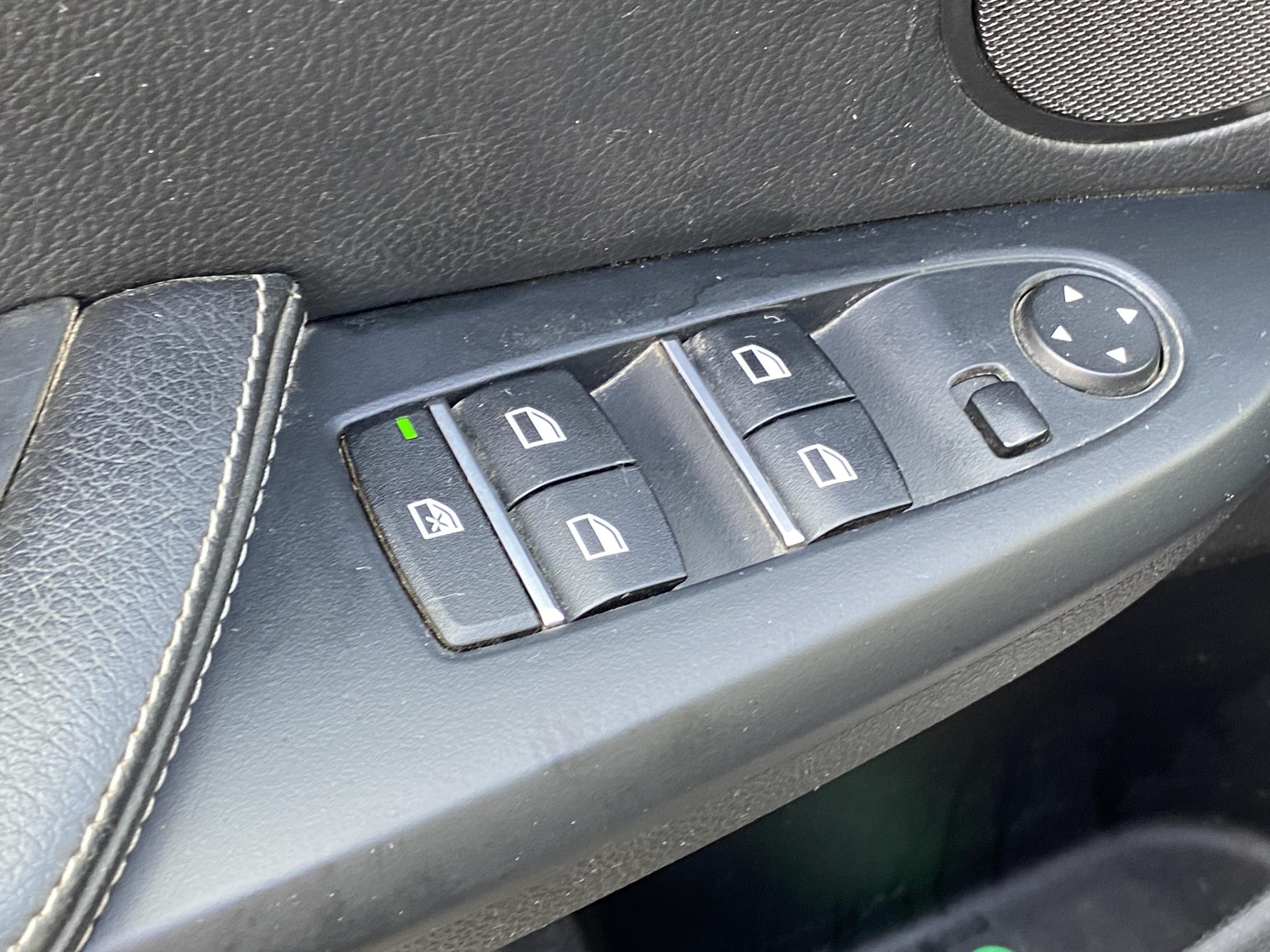 BMW X3, 2012 - pohled č. 13