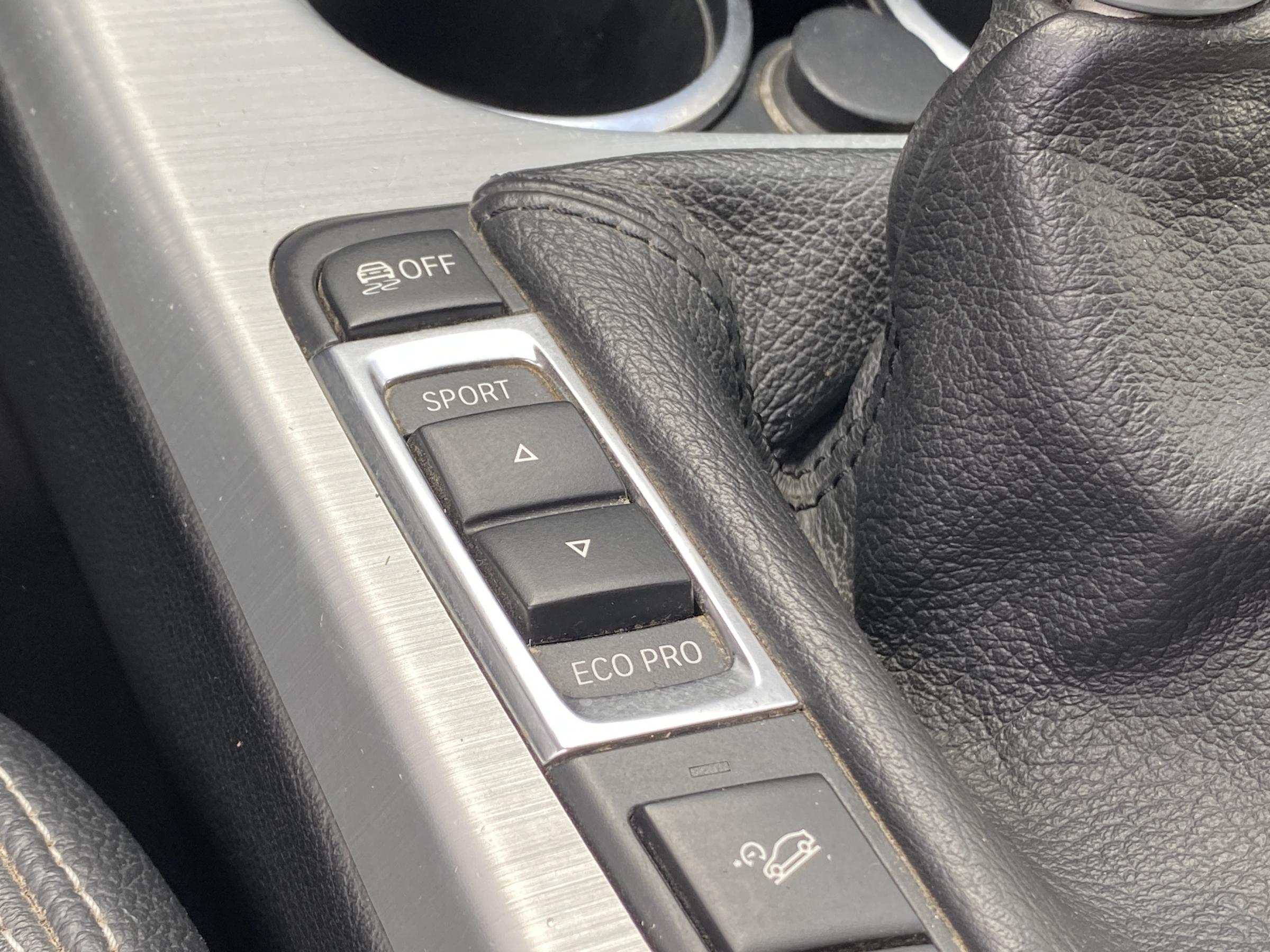 BMW X3, 2012 - pohled č. 17