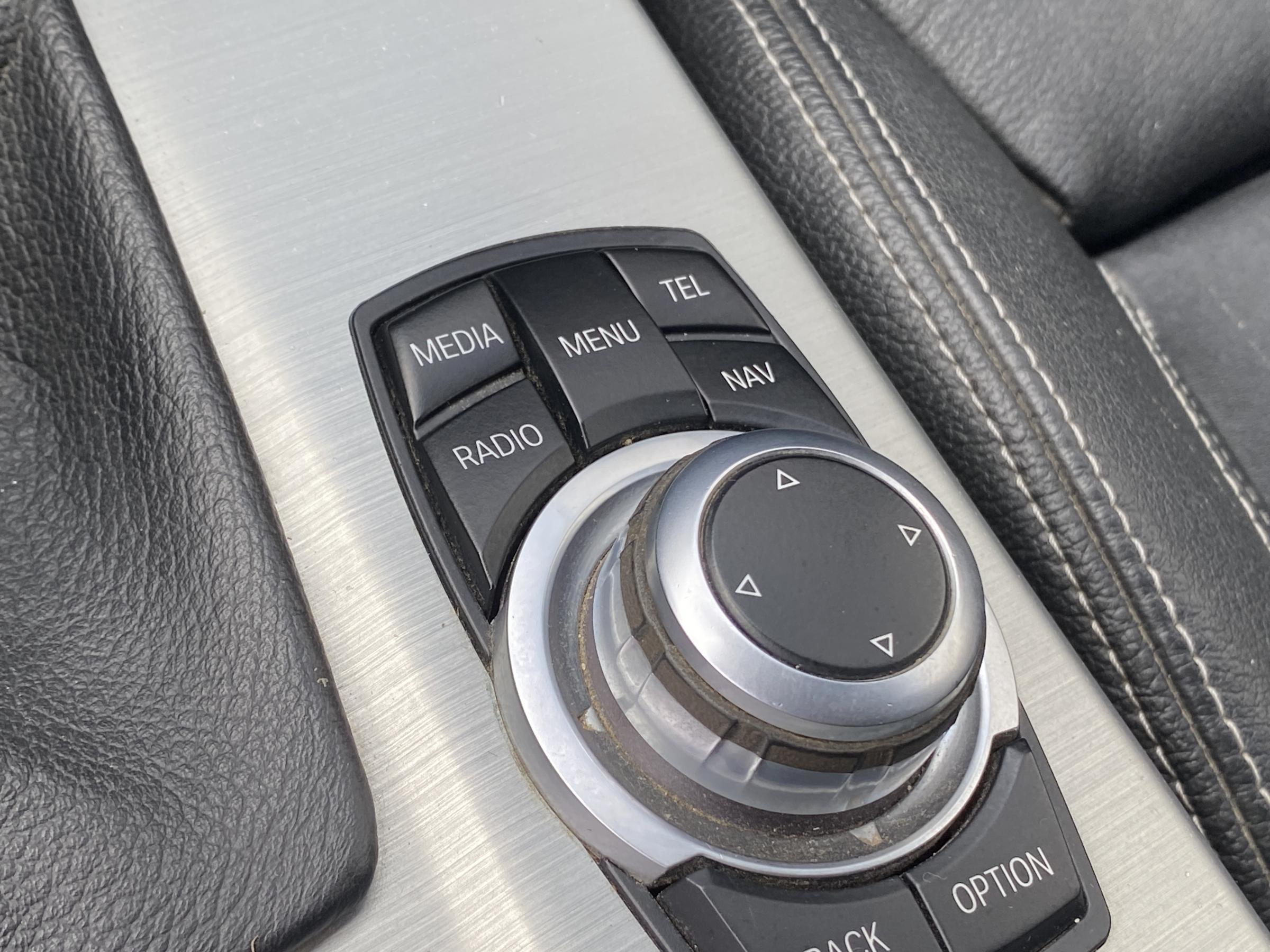 BMW X3, 2012 - pohled č. 18