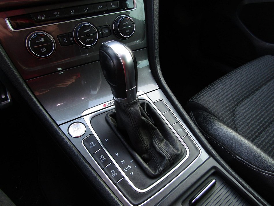 Volkswagen Golf 2.0 TDi  4x4