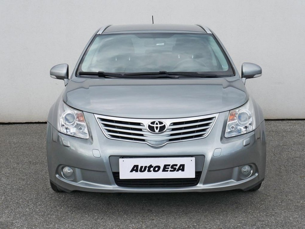 Toyota Avensis 1.8 i 