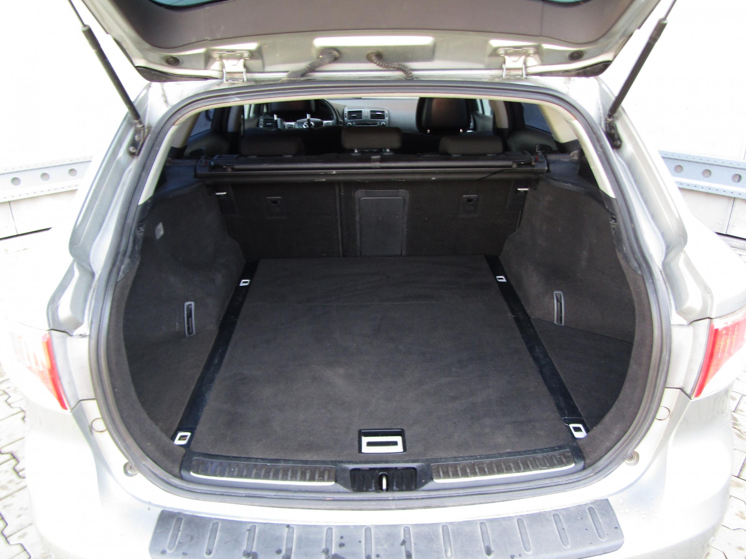 Toyota Avensis, 2010 - pohled č. 7