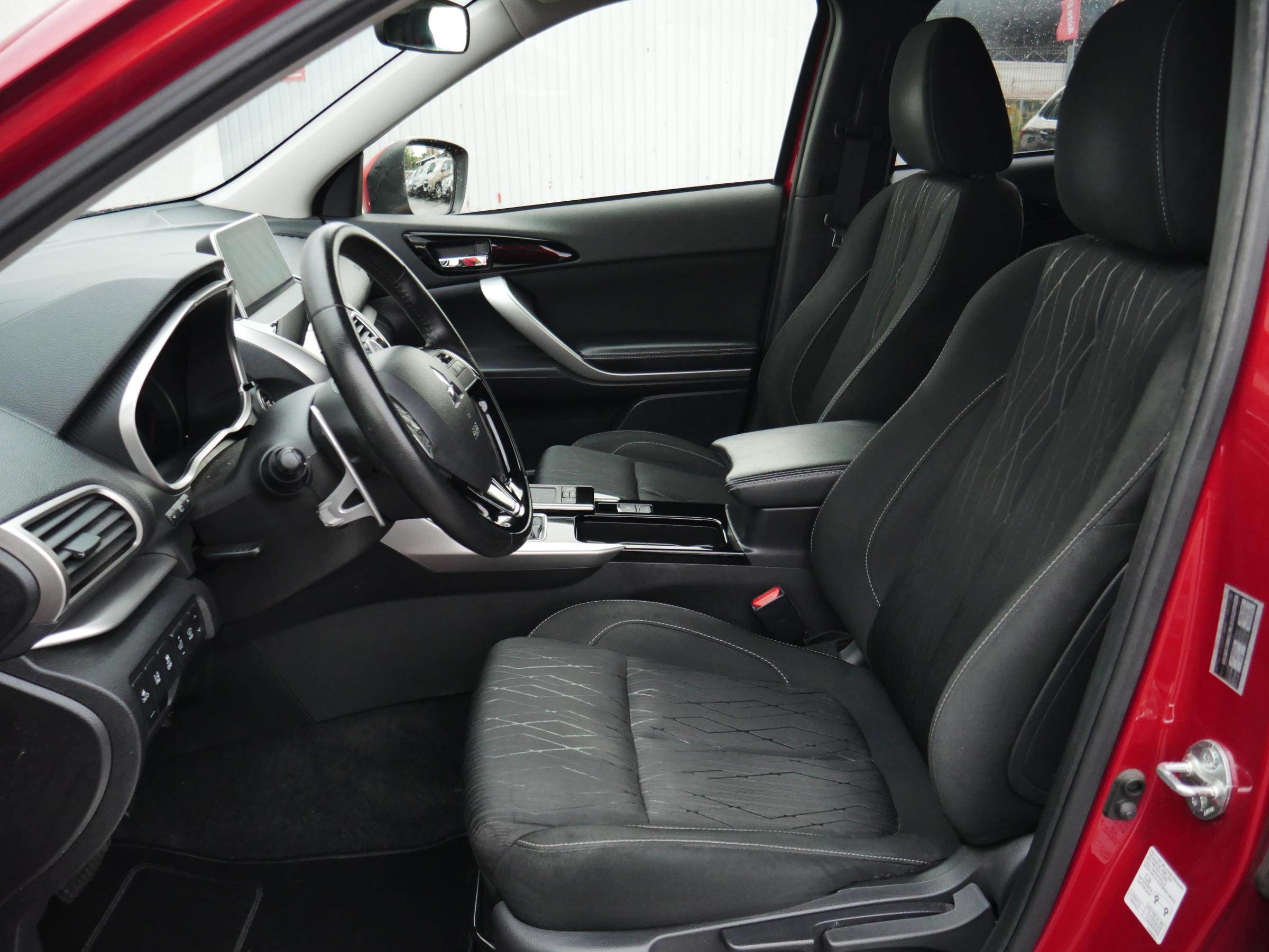 Mitsubishi Eclipse Cross, 2018 - pohled č. 10