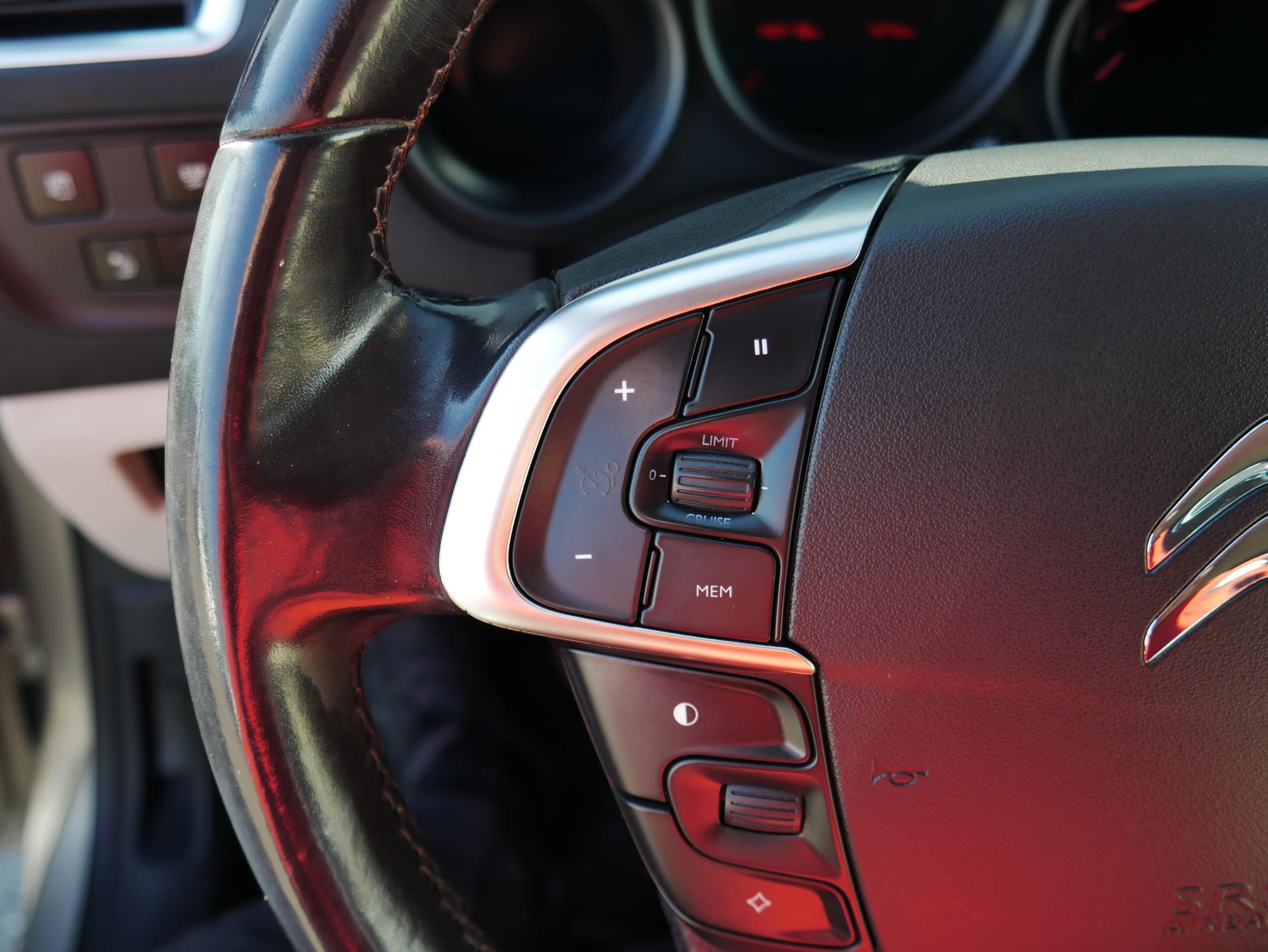 Citroën C4, 2012 - pohled č. 13