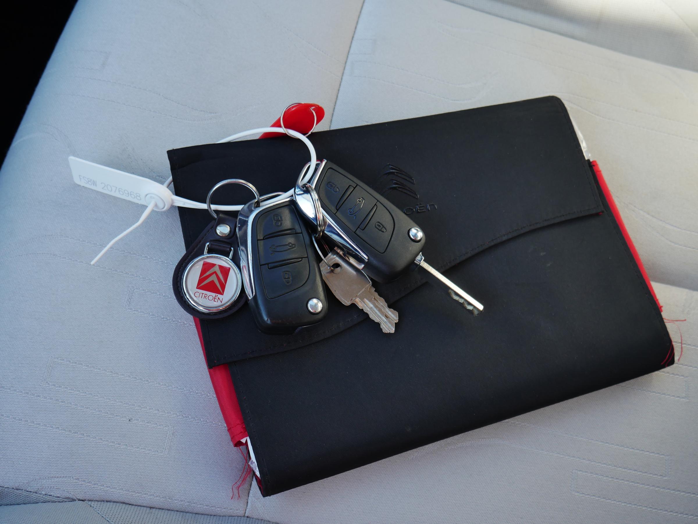 Citroën C4, 2012 - pohled č. 20