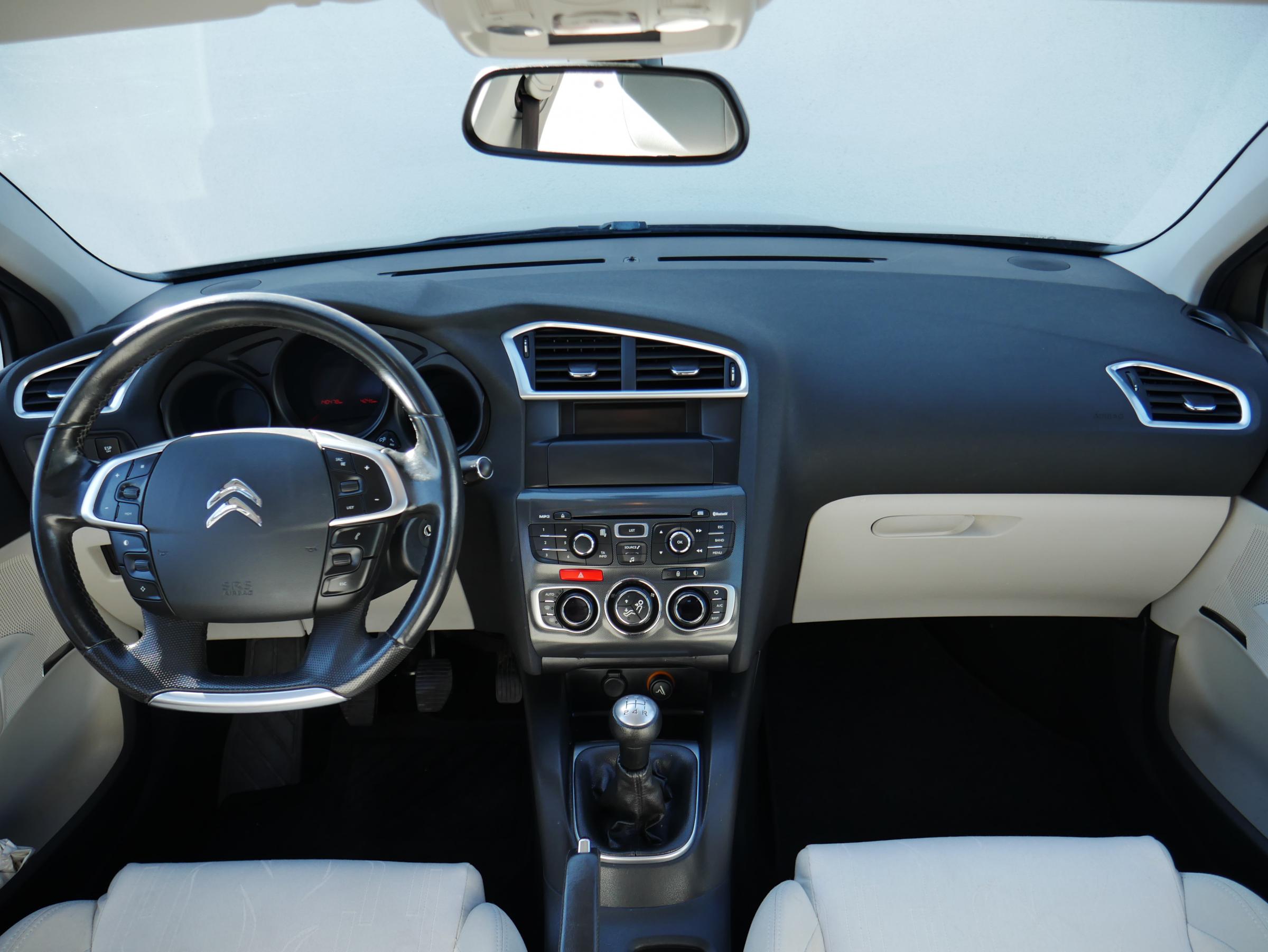 Citroën C4, 2012 - pohled č. 8