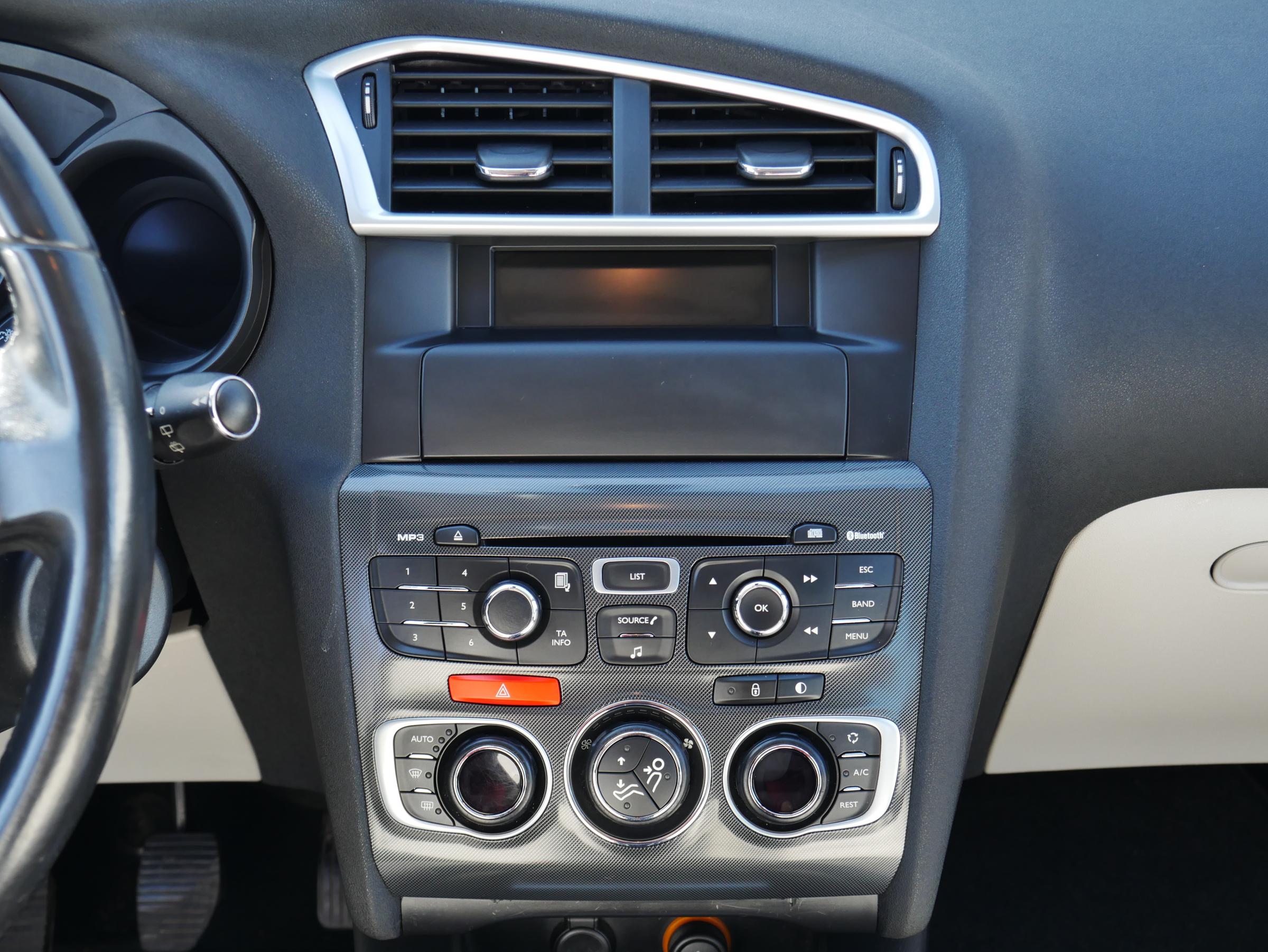 Citroën C4, 2012 - pohled č. 9