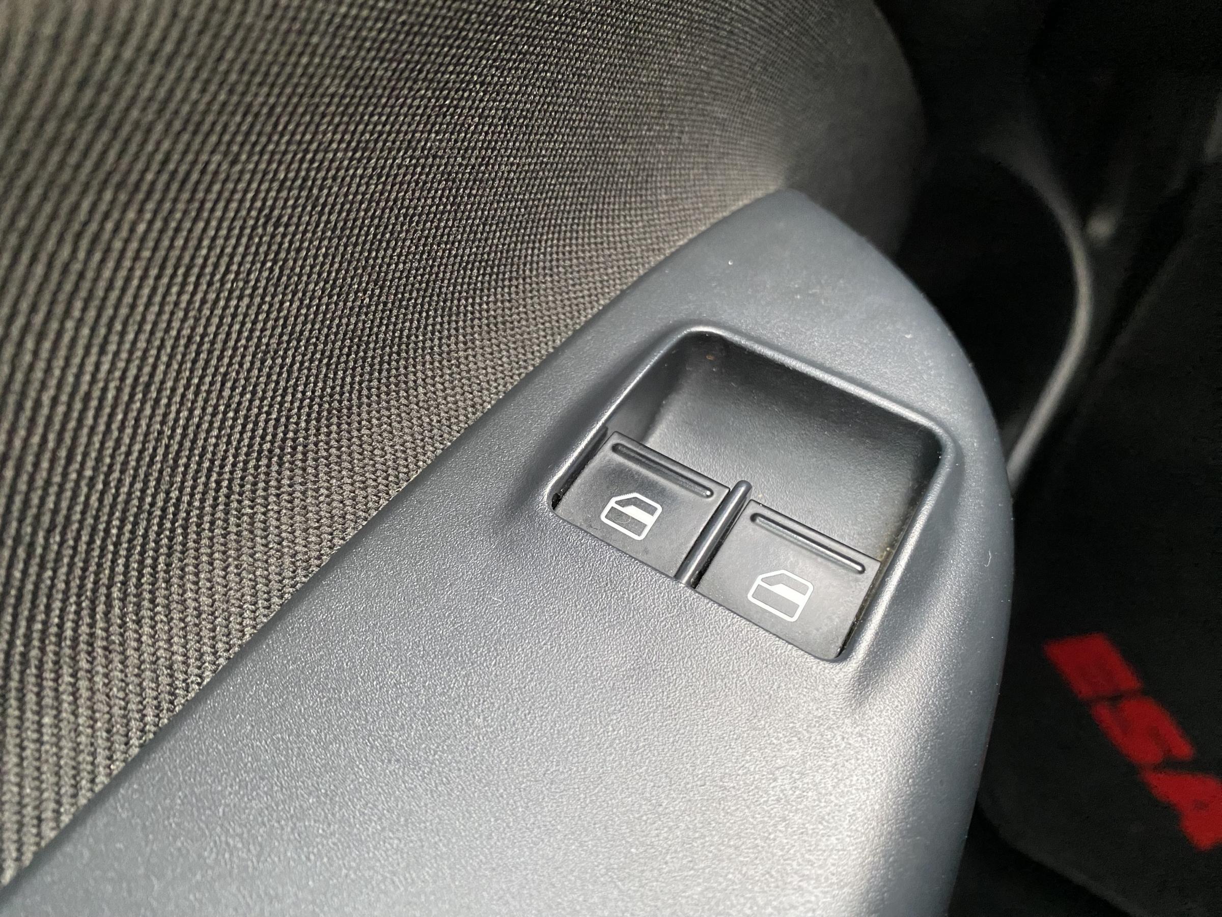 Škoda Octavia II, 2012 - pohled č. 11