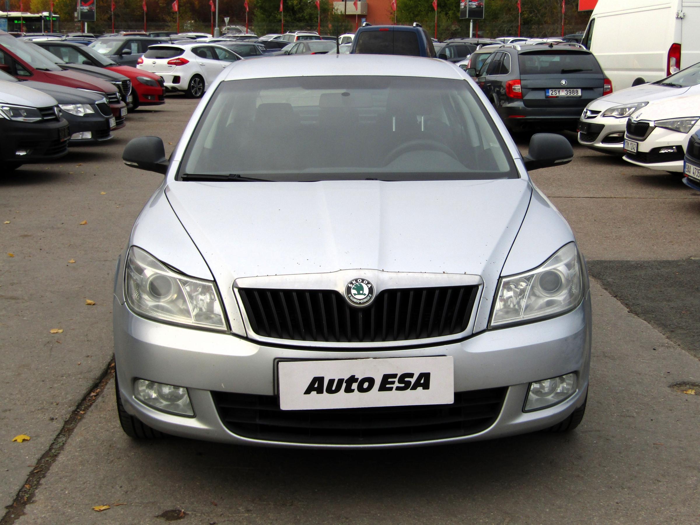 Škoda Octavia II, 2012 - pohled č. 2